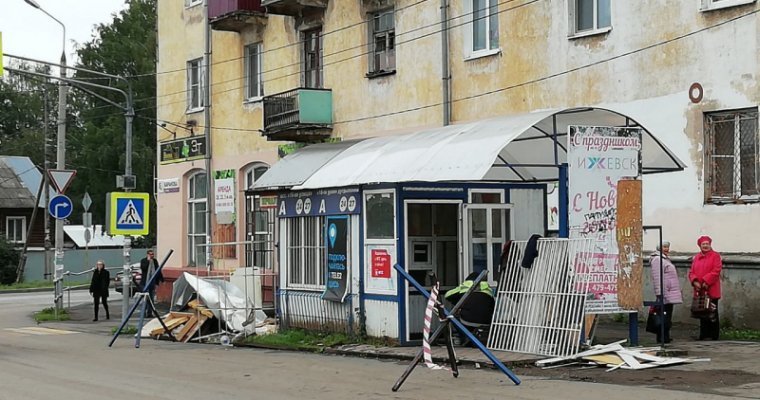 На улице Баранова в Ижевске снесли ларек