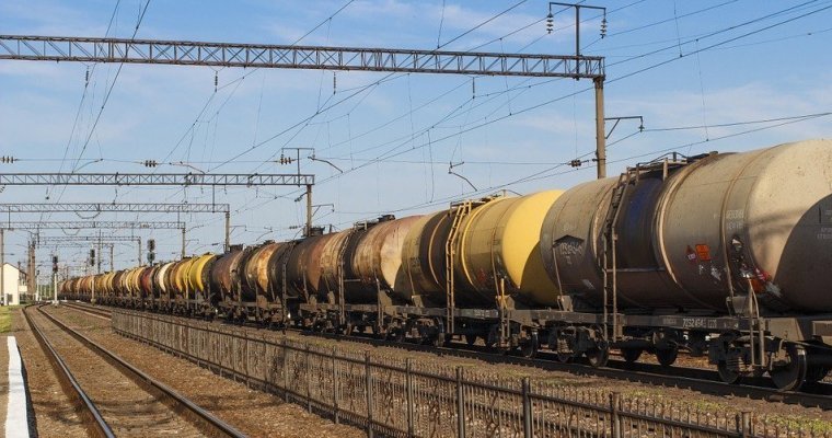 Подростки пострадали от удара током на железной дороге в Адыгее