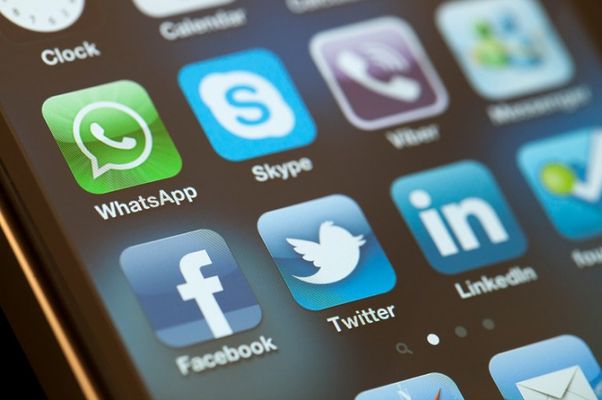 Минкомсвязи России планирует заблокировать звонки из Skype, Viber и WhatsApp