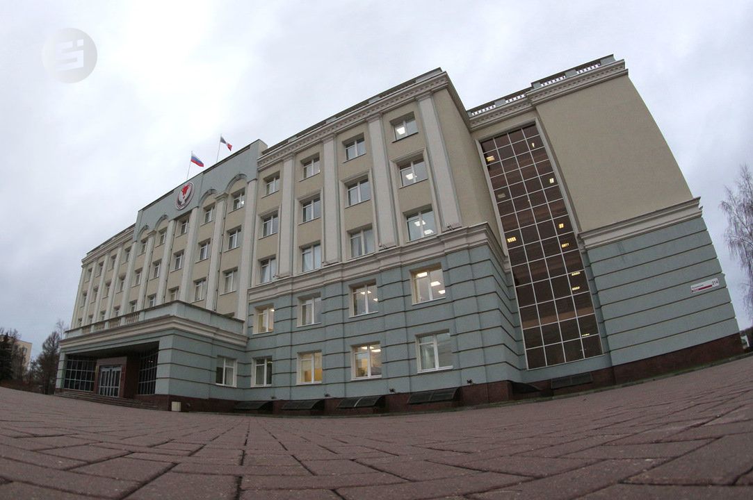 Министр экономики Удмуртии останется без двух заместителей