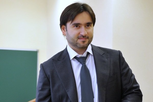 Агаев бекхан вахаевич. Агаев бекхан вахаевич с женой. Агаев керим байрамалиевич. Шахин атамов. Ваха абуевич агаев депутат.