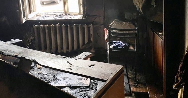 Пенсионер погиб в своей квартире при пожаре в Сарапуле