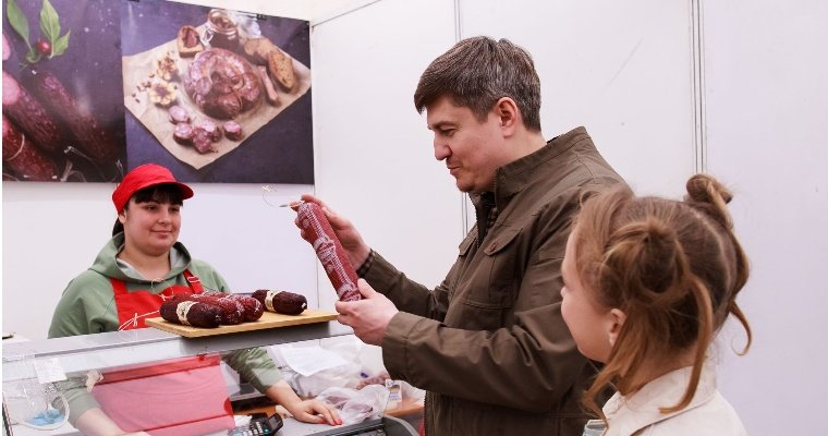 В лучших традициях: в Ижевске открылась большая Всероссийская ярмарка