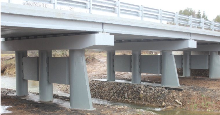 Ремонтируемый мост через реку Пызеп в Удмуртии сможет прослужить не менее 40 лет