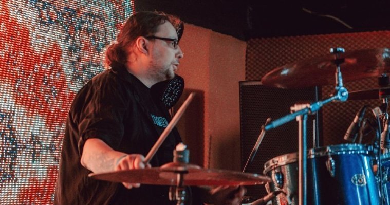 Скончался барабанщик ижевской рок-группы «Трали-Вали» Сергей Мерзляков