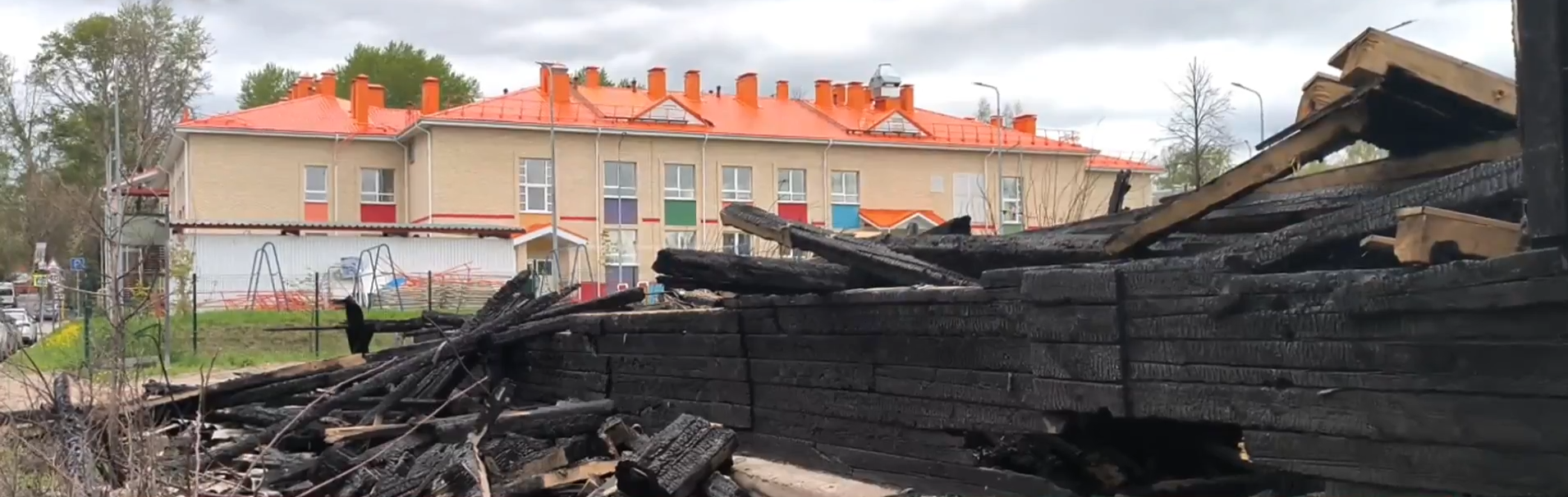 Горожане просят оградить руины бараков на улице Городок Машиностроителей в Ижевске