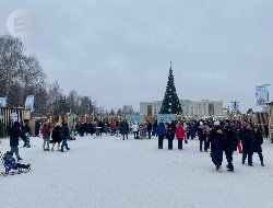 Второго января на Центральной площади Ижевска пельмени попробовали 15 тысяч человек 