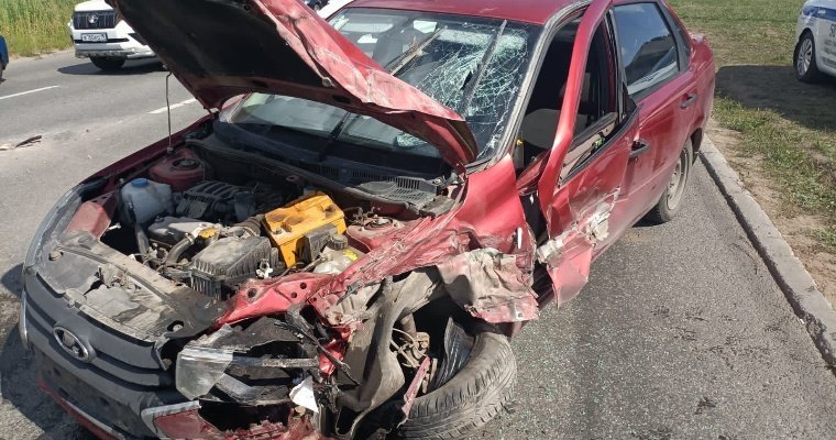 Нетрезвый водитель в Ижевске вылетел на встречку и врезался в грузовик
