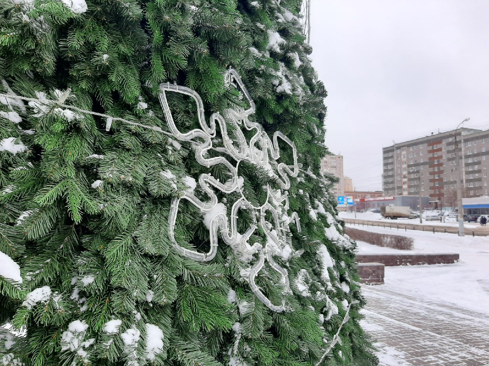 Новогодние ёлки в парках Ижевска зажгут 21 декабря