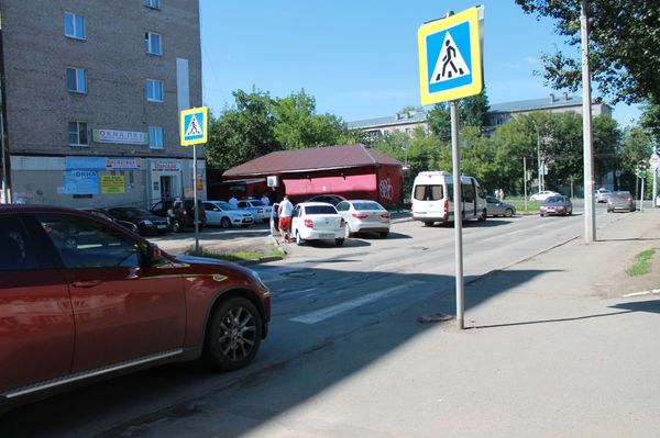 Аварийно-опасные пешеходные переходы ликвидируют возле двух школ Ижевска