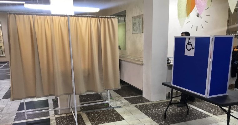 На избирательных участках в Удмуртии усилят охрану урн для голосования