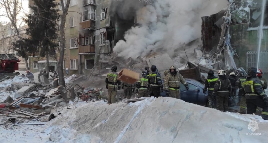 Считавшегося погибшим при взрыве газа в Новосибирске жителя спасли врачи
