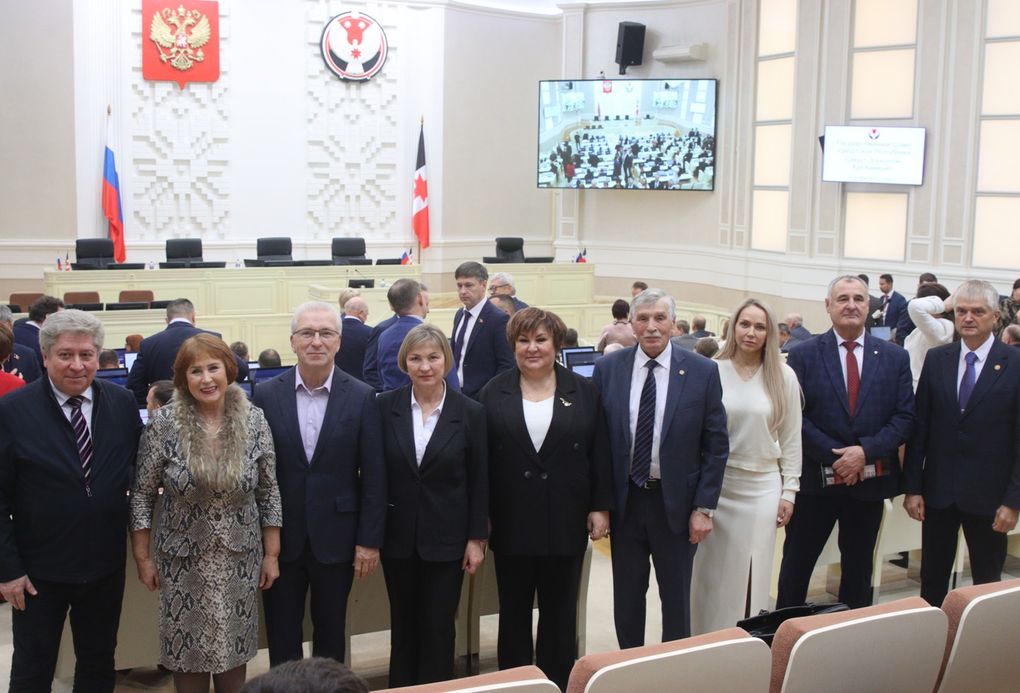 11 человек вошли в новосозданный Общественный совет при Госсовете Удмуртии