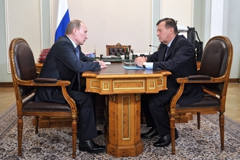 Путин обещал не ограничивать экспорт зерна в 2012 году