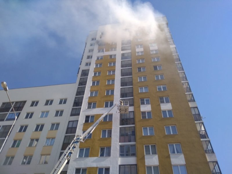 Два человека пострадали при взрыве в квартире Екатеринбурга