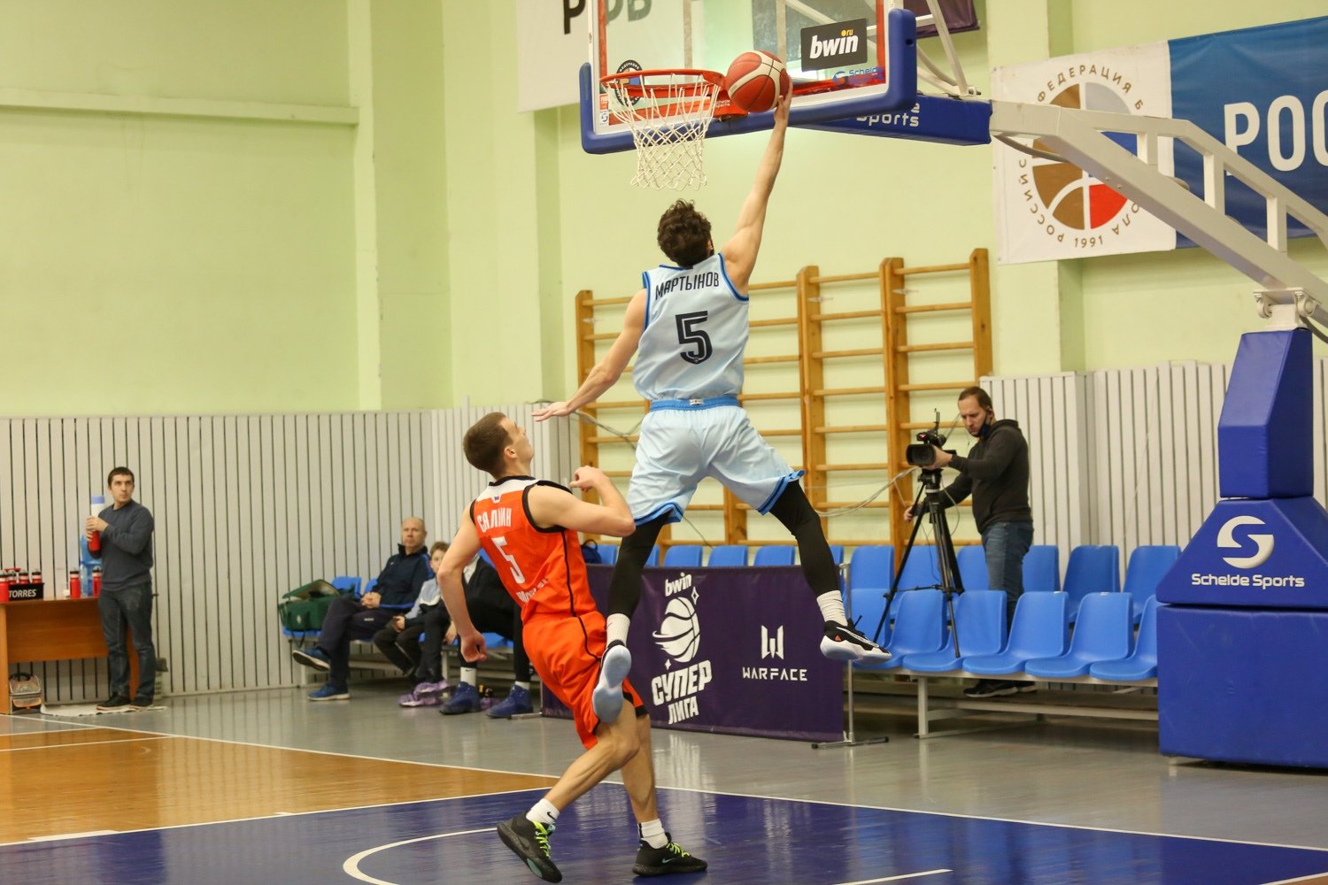 

Ижевские «Купол-Родники» одержали победу над баскетболистами из Ярославля

