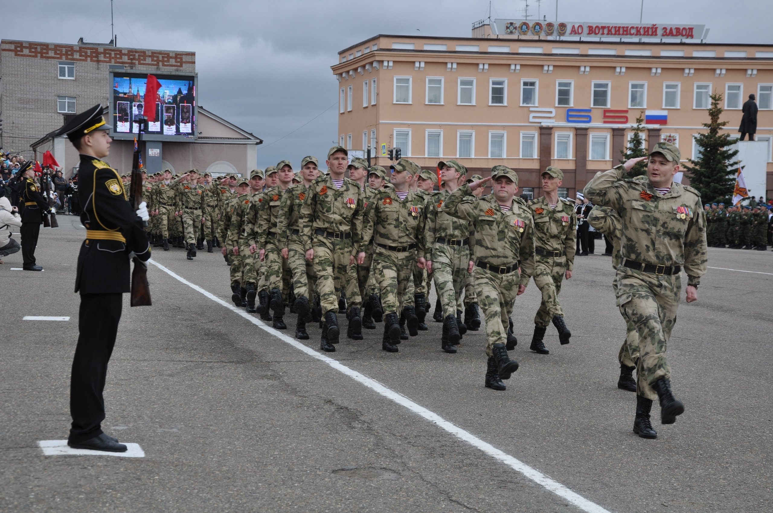 Капсулу времени заложили в воинской части Воткинска