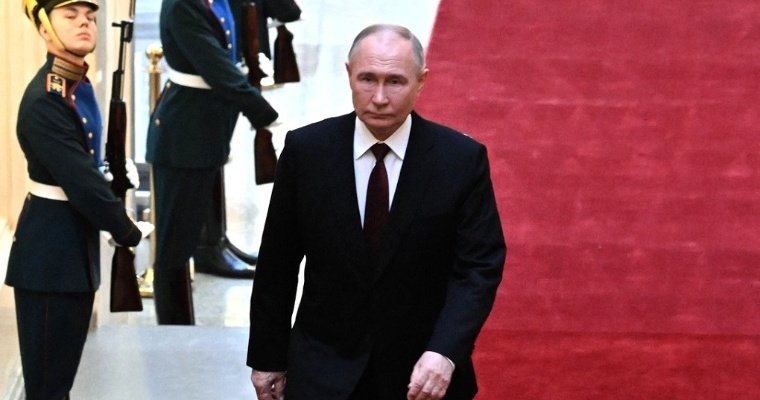 Владимир Путин принес президентскую присягу