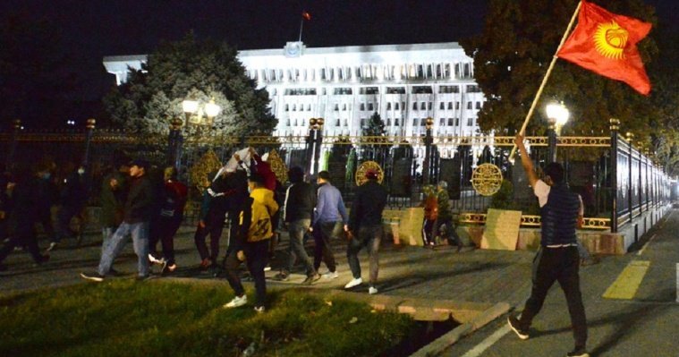 В Киргизии заявили о пресечении попытки захвата власти