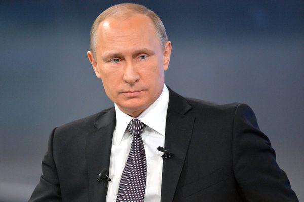 Владимир Путин наградил работников ижевских заводов