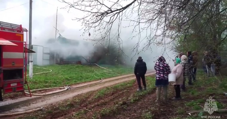 Пенсионер погиб на пожаре в Алнашском районе