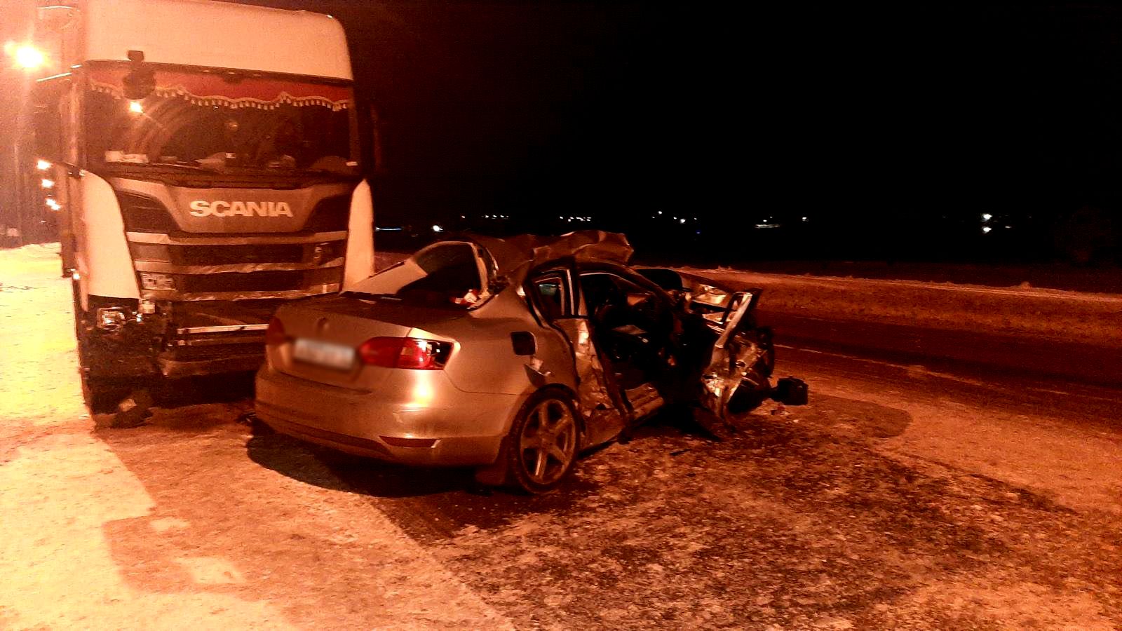 Двое молодых людей погибли в ДТП с грузовиком в Удмуртии // ИА Сусанин -  проверенные новости Ижевска и Удмуртии, факты и описания событий.