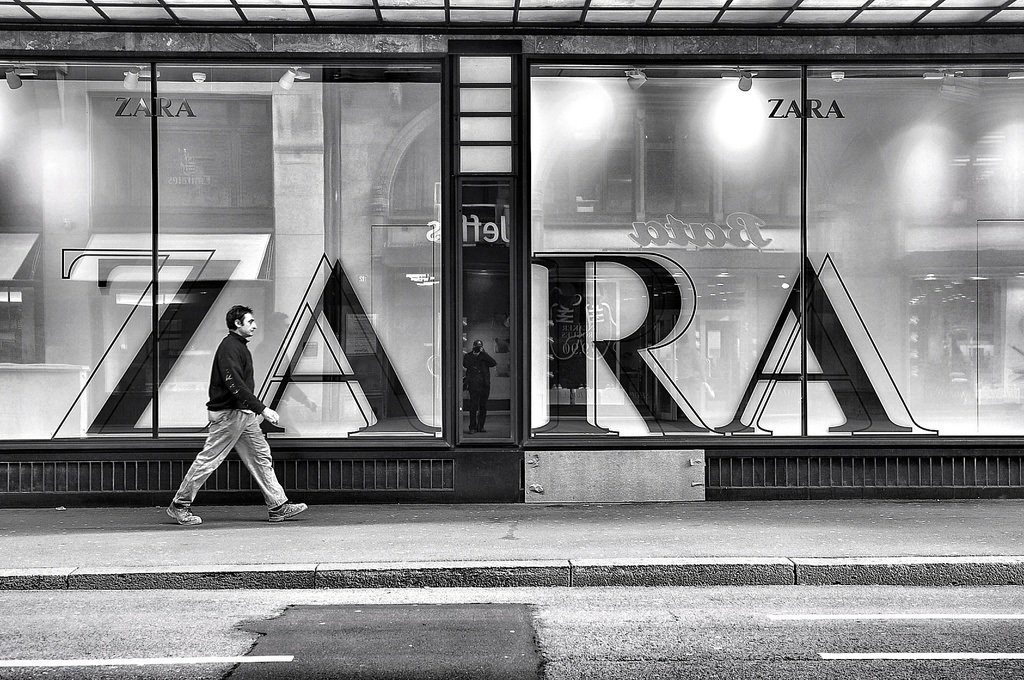 Zara разработает коллекцию одежды с учетом российского климата