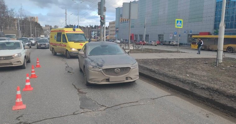 В Ижевске пьяный лихач на иномарке сбил 19-летнего пешехода