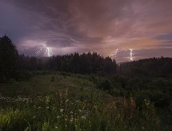 Кратковременные дожди и грозы пройдут на территории Удмуртии в понедельник