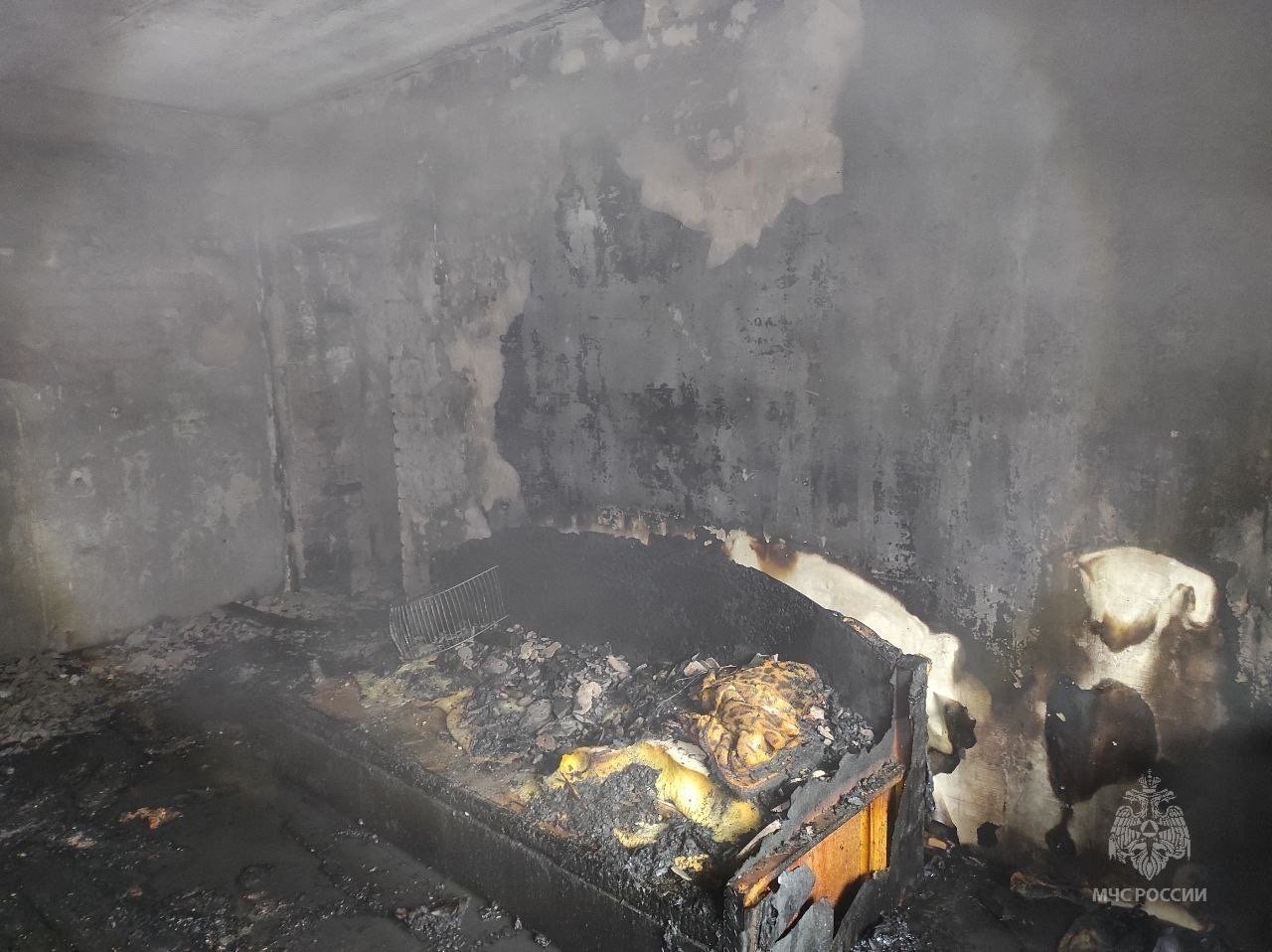 Пожар произошел в квартире на улице Ворошилова в Ижевске