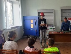 Сотрудники «Удмуртэнерго» провели экскурсию для детей из Малопургинского социально-реабилитационного центра