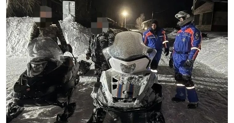 Спасатели эвакуировали рыбака на реке Вала