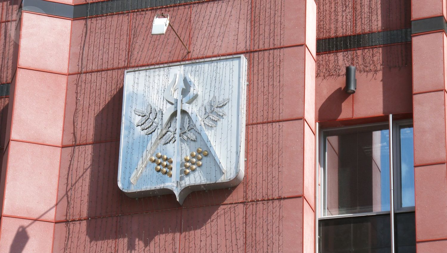 Власти Ижевска прокомментировали ситуацию с приостановлением работ по уборке улиц