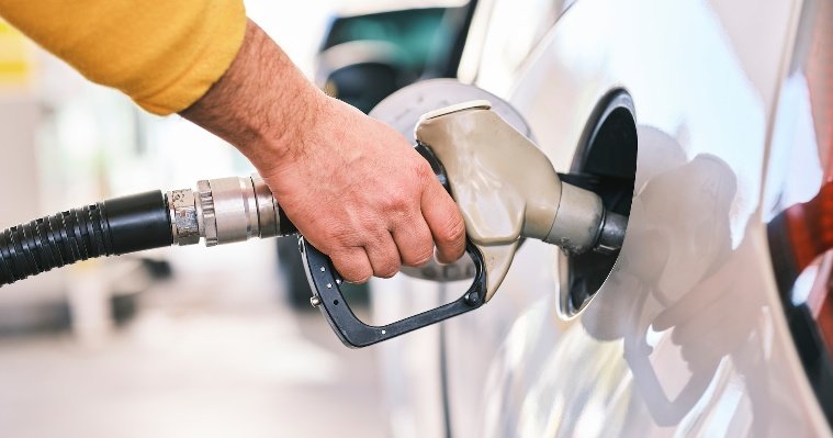 Вопрос о скачке цен на бензин обсудили в Удмуртии  