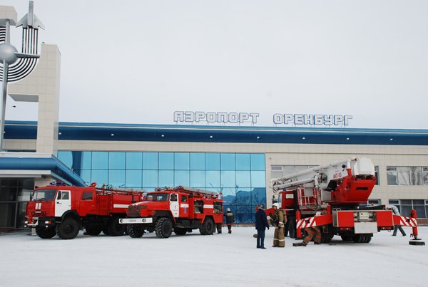 Аэропорт Оренбурга не принимает самолеты из-за тумана