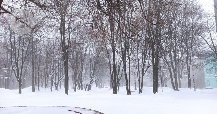 Картина дня: похолодание в Удмуртии и подготовка частного сектора Ижевска к паводку