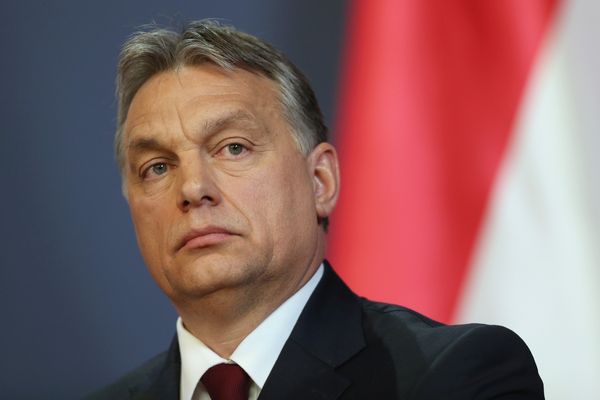 Премьер Венгрии призвал спасти Брюссель от советизации
