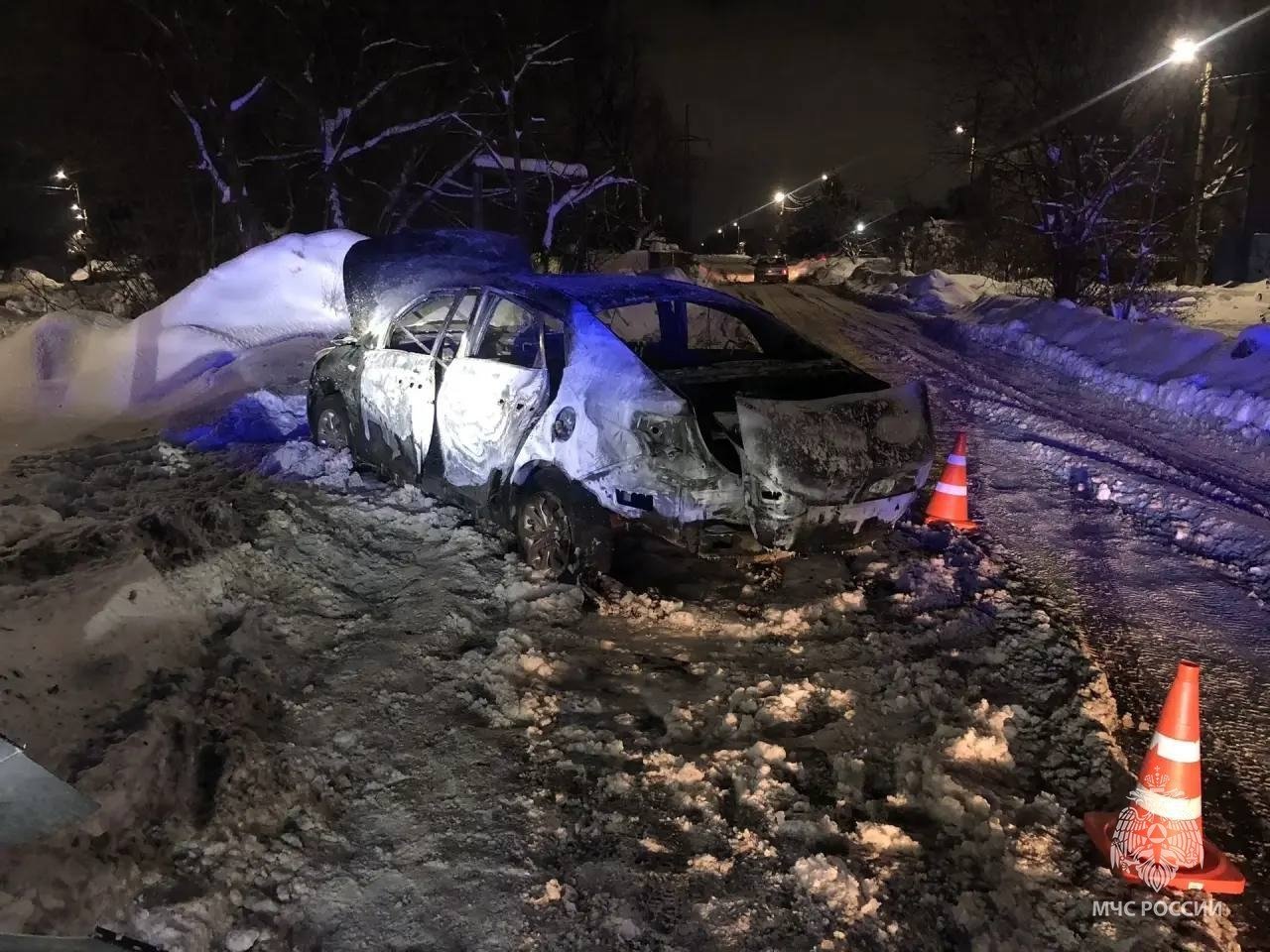 Из-за разгерметизации газобаллонного оборудования в Ижевске сгорел Хендай Солярис