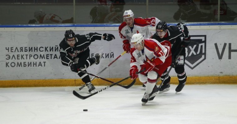 Хоккеисты «Ижстали» проиграли «Челмету» из Челябинска 