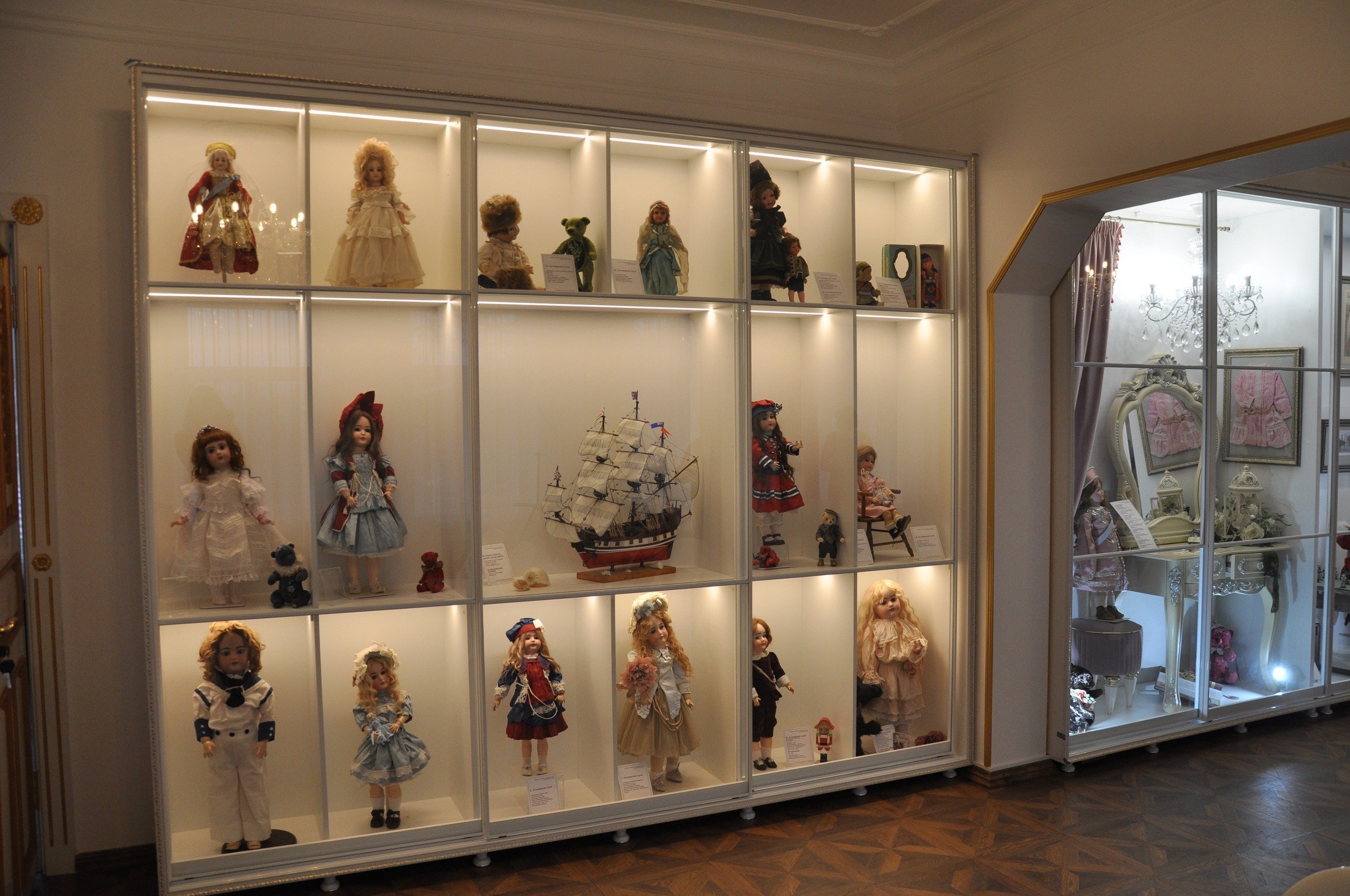 Куклы с историей поселились в старинном доме Воткинска