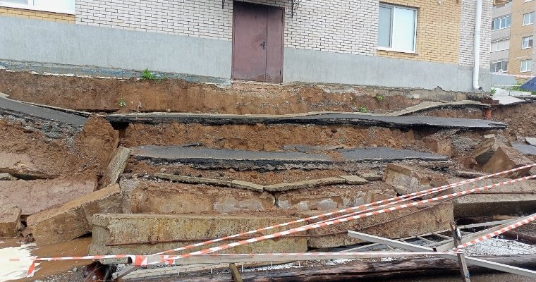 В Воткинске готовят проект по строительству подпорной стены дома на улице Серова взамен разрушившейся