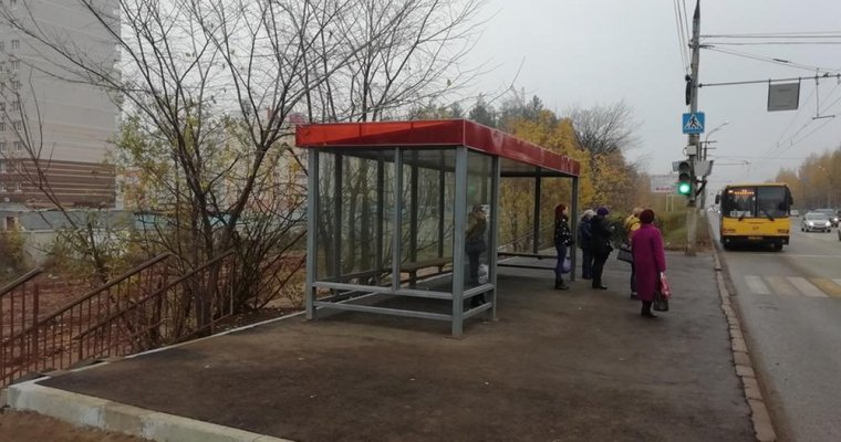Новый остановочный павильон появился на Воткинском шоссе в Ижевске