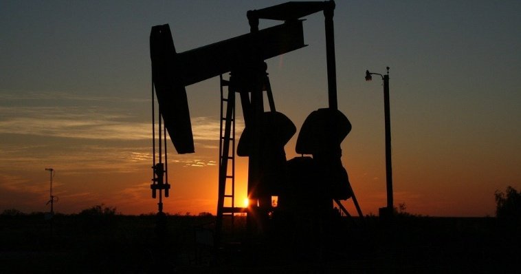 Минэнерго передаст таможне перечень стран и организаций, соблюдающих ценовой потолок на российскую нефть