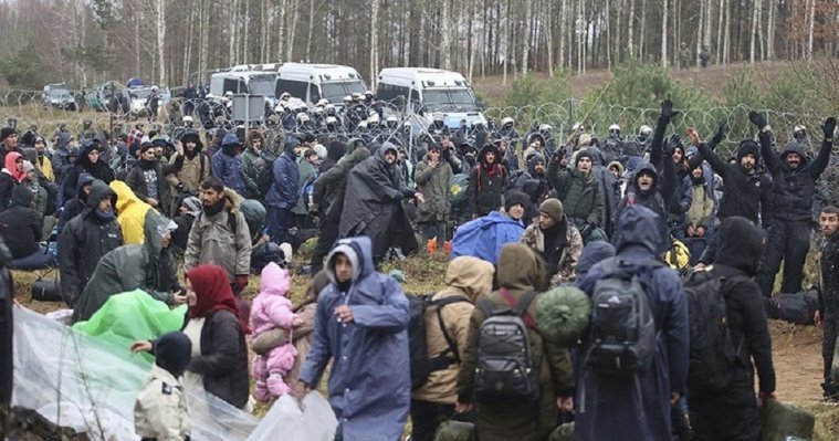 Белоруссия передала властям Ирака информацию о массовом захоронении мигрантов в Польше