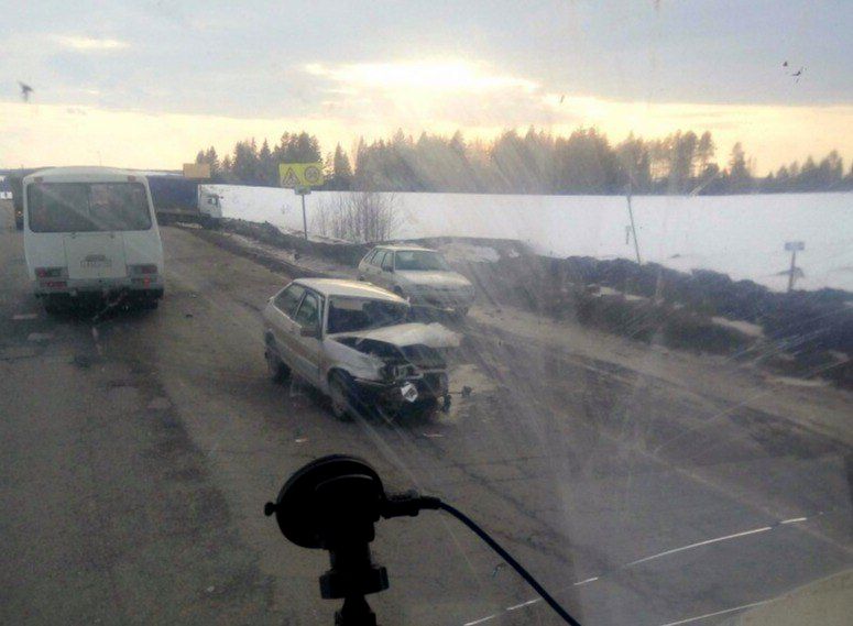 На трассе Ижевск – Воткинск женщина-автолюбитель протаранила две машины