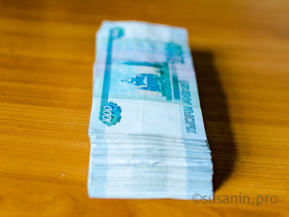 Директор одного из магазинов Увы подозревается в присвоении взятых из кассы 1,3 млн рублей