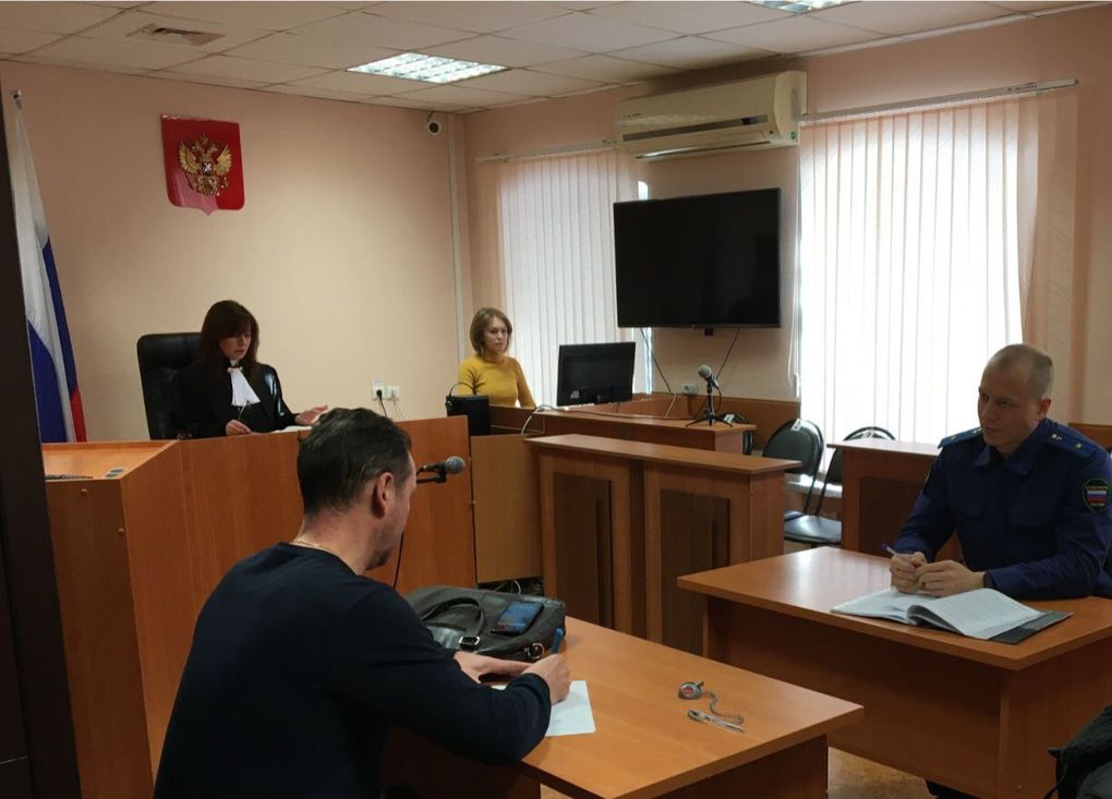 Экс-директора Каракулинского ДК осудили в Удмуртии за устройство мёртвых душ