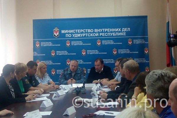 Полицейские предложили создать в Удмуртии единый день для празднования выпускных
