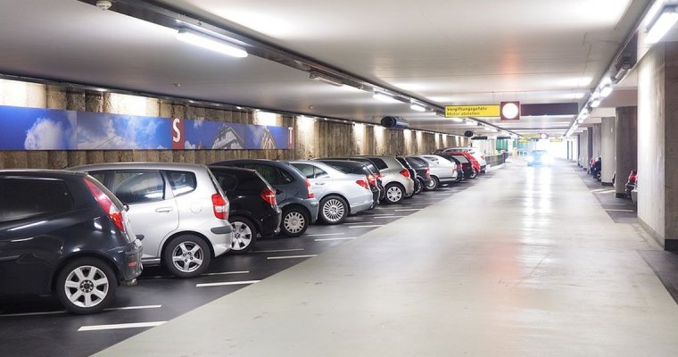Вместо многоуровневых паркингов в Ижевске построят обычные автостоянки