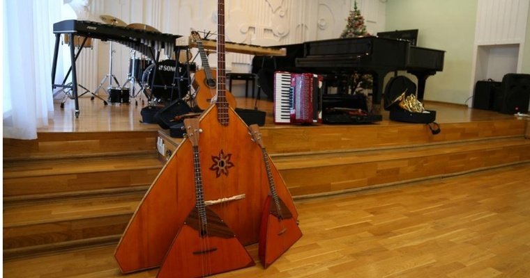 63 новых инструмента получили школы искусств Ижевска